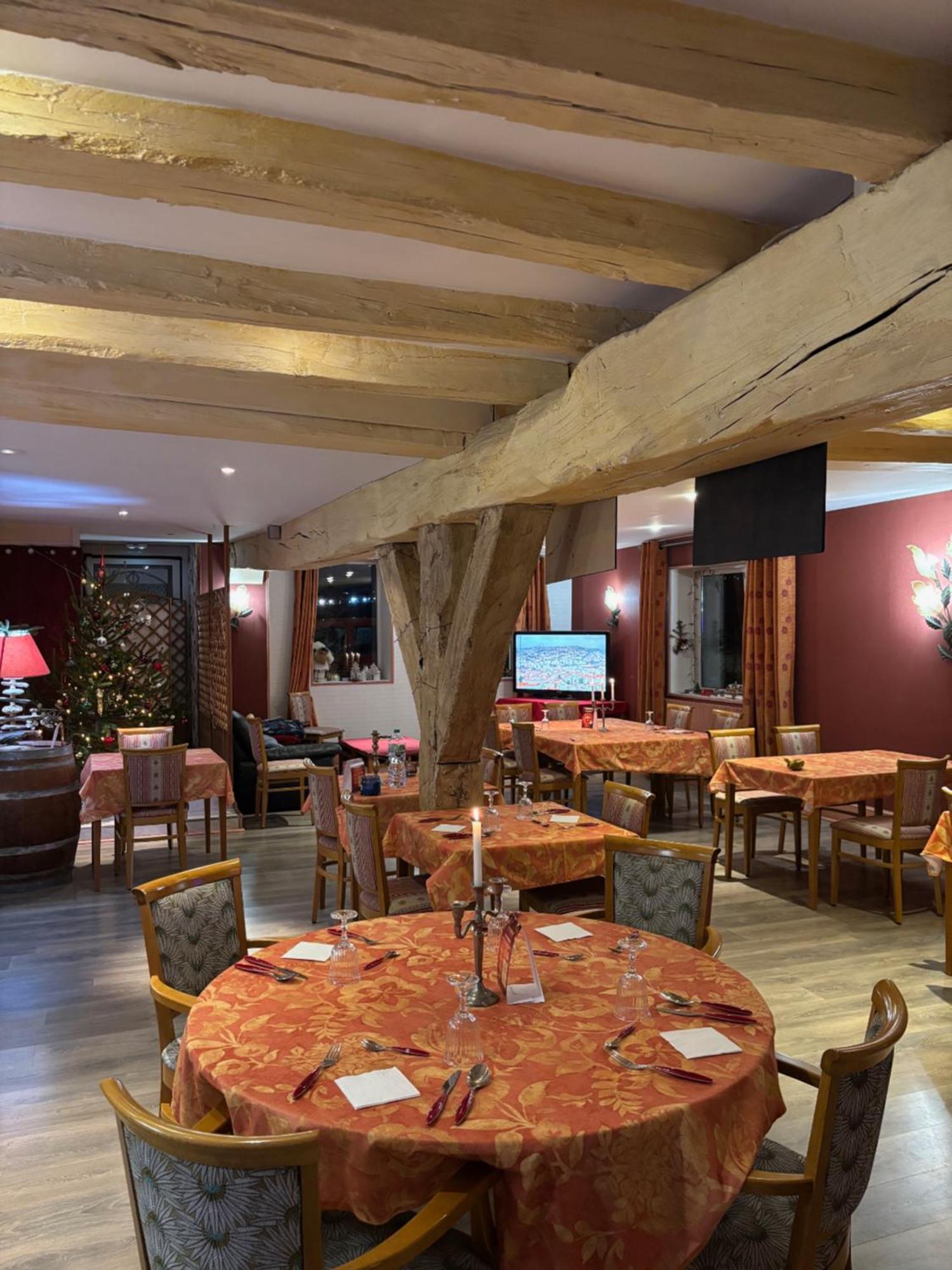 Hotel Le Bon Laboureur La Charité-sur-Loire Dış mekan fotoğraf